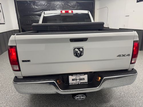 2019 Ram 1500 Classic SLT Crew Cab Lower Image 2