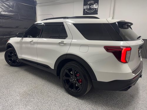 2020 Ford Explorer ST Lower Image 1