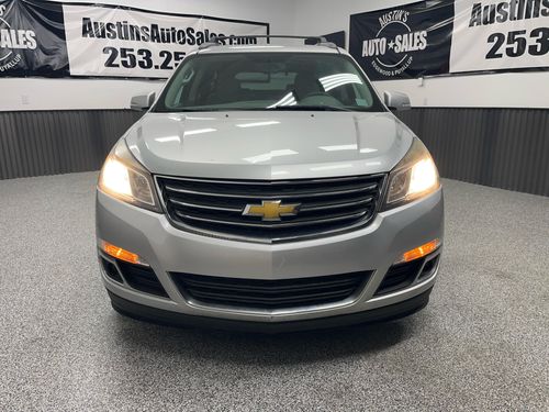 2014 Chevrolet Traverse LT Lower Image 3