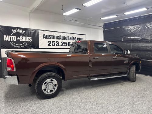 2014 Ram 3500 Laramie Crew Cab Lower Image 3