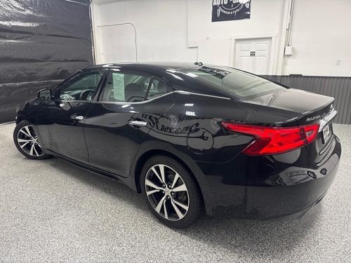2017 Nissan Maxima 3.5 SL Lower Image 1
