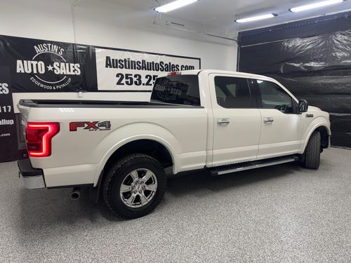 2016 Ford F-150 Lariat SuperCrew Lower Image 3