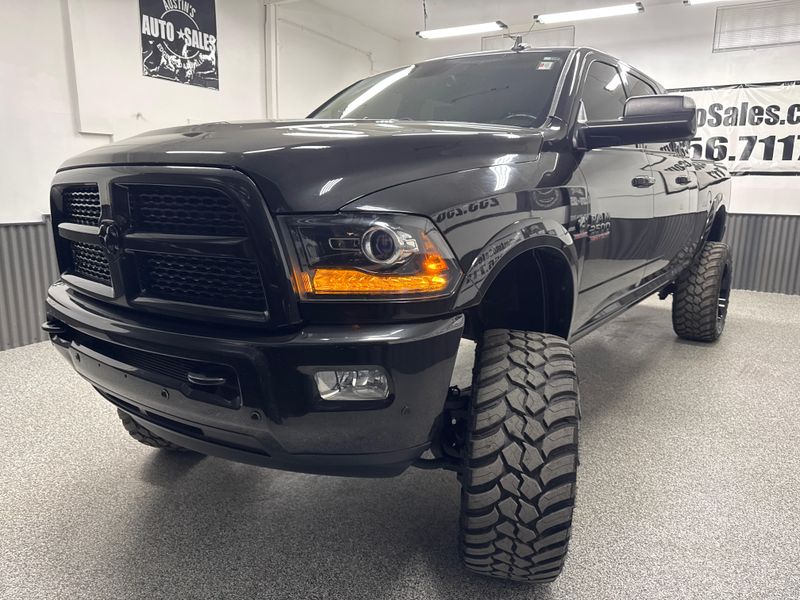 2016 Ram 2500 Laramie photo 2