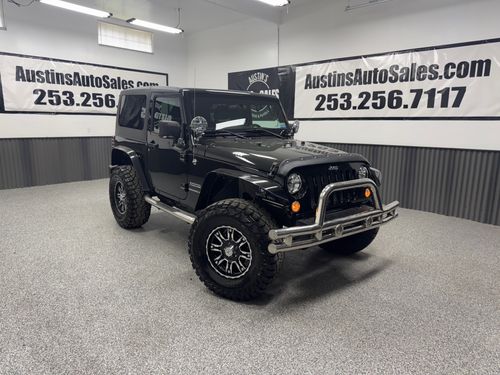 10715 - 2017 Jeep Wrangler Sport