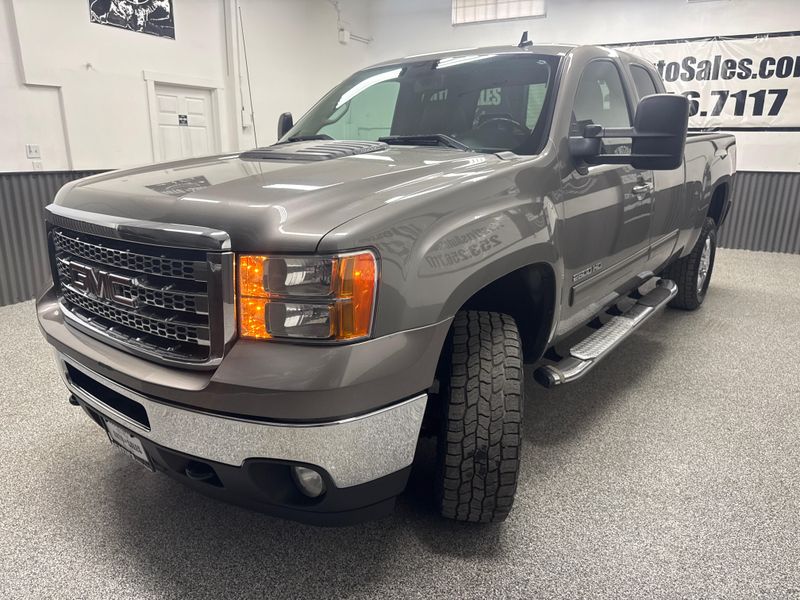 2012 GMC Sierra 2500HD SLT Extended Cab Upper Image 2