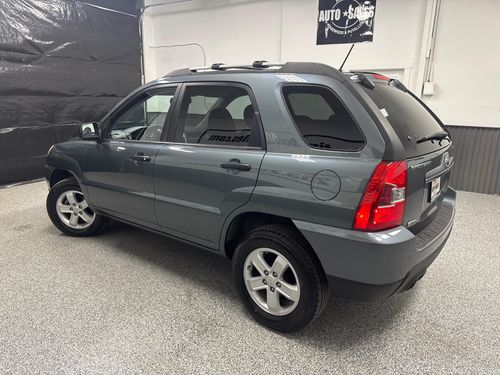 2009 Kia Sportage LX Lower Image 1