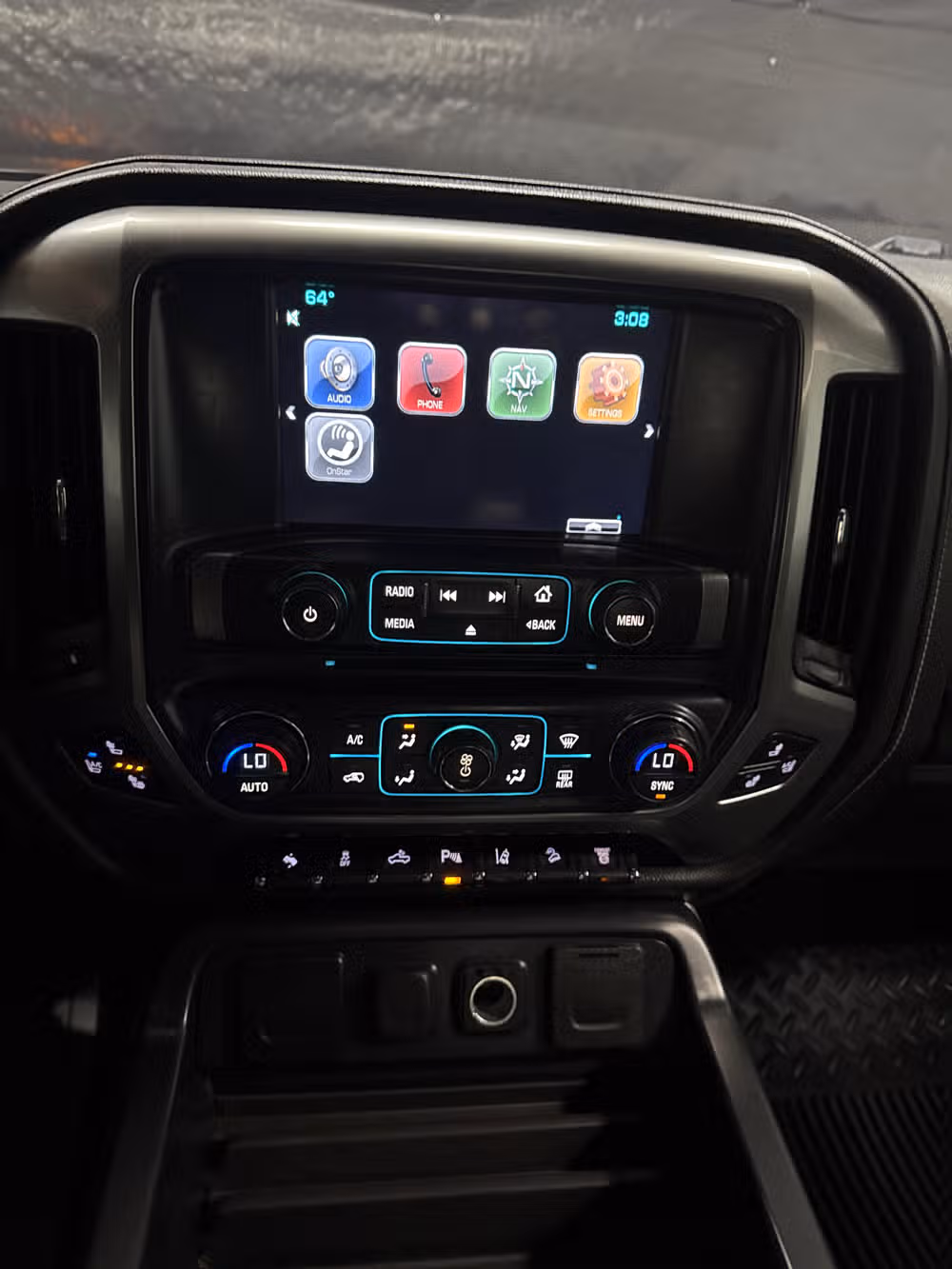 2015 Chevrolet Silverado 3500HD LTZ Crew Cab Image 13