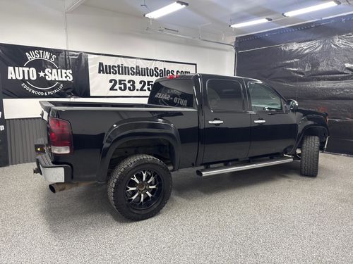 2013 GMC Sierra 1500 SLT Crew Cab Lower Image 3
