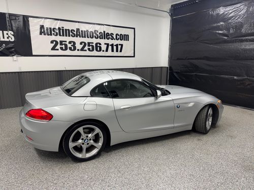 2012 BMW Z4 sDrive28i Lower Image 3