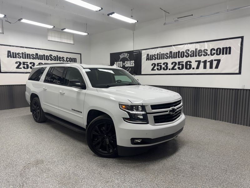 2018 Chevrolet Suburban Premier Upper Image 1