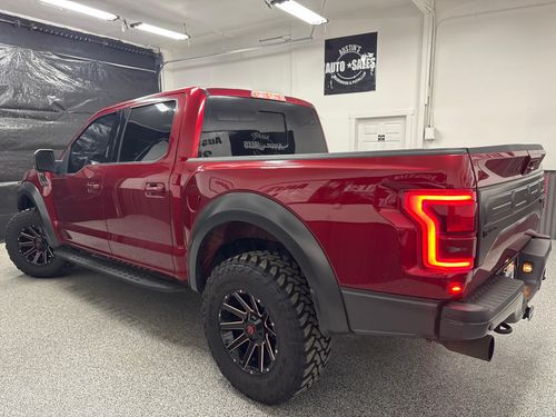 2018 Ford F-150 Raptor SuperCrew Lower Image 1