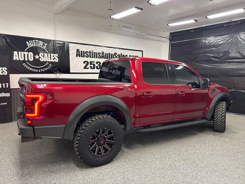 2018 Ford F-150 Raptor SuperCrew Lower Image 3