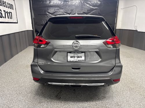 2017 Nissan Rogue S Crossover Lower Image 2