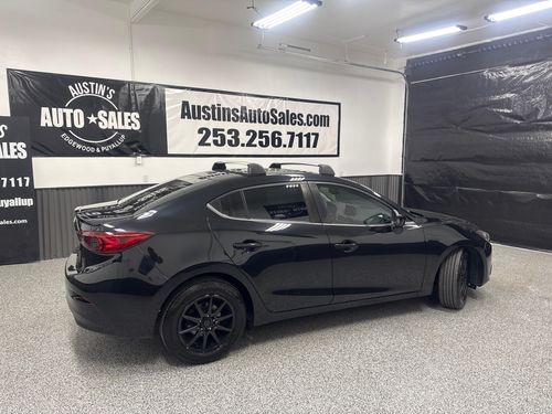 2015 Mazda Mazda3 i Touring Lower Image 3