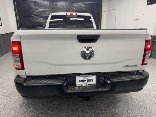 2019 Ram 3500 Tradesman Crew Cab Lower Image 2