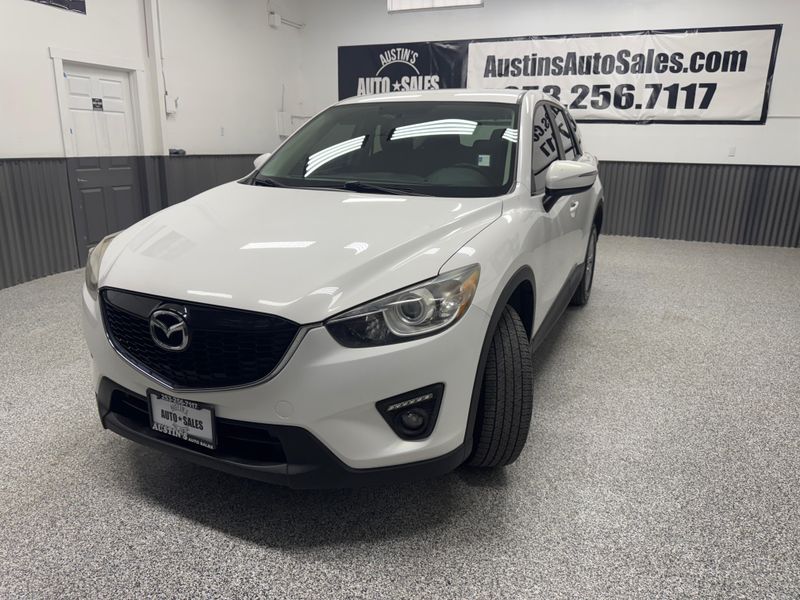2015 Mazda CX-5 Touring photo 2