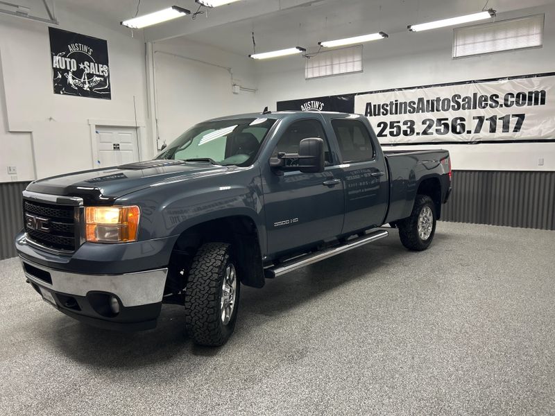 2011 GMC Sierra 3500HD SLT Crew Cab Upper Image 2