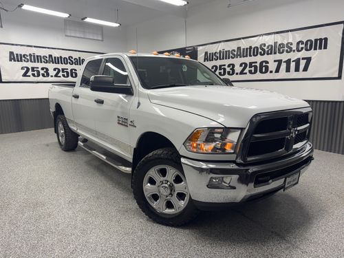 10788 - 2014 Ram 2500 SLT Crew Cab