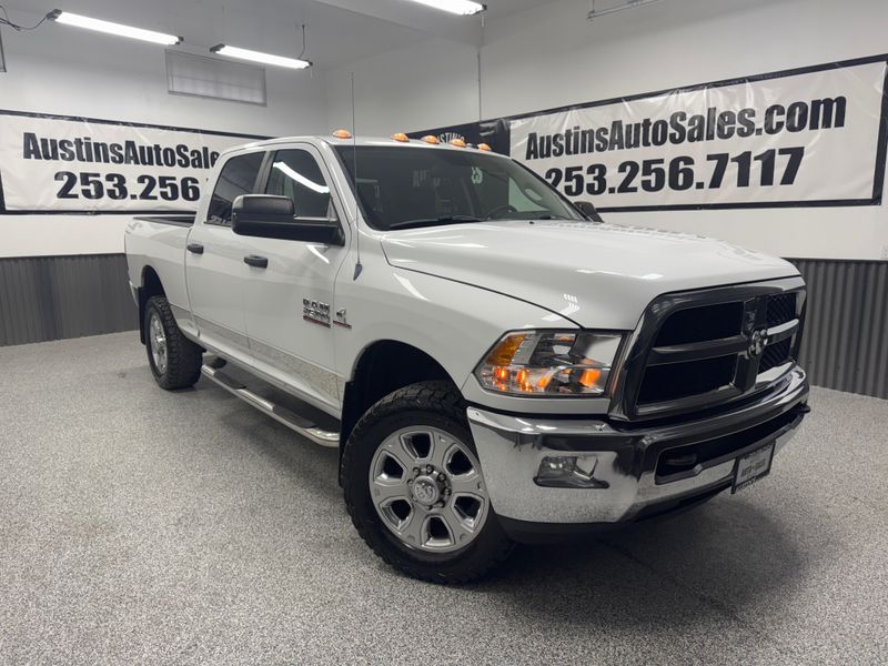 2014 Ram 2500 SLT Crew Cab Upper Image 1