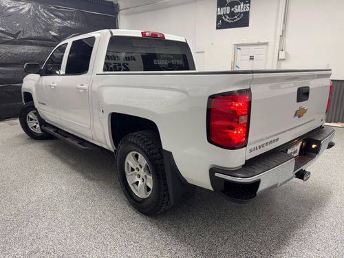 2015 Chevrolet Silverado 1500 LT Crew Cab Lower Image 1