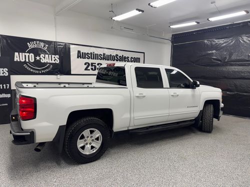 2015 Chevrolet Silverado 1500 LT Crew Cab Lower Image 3