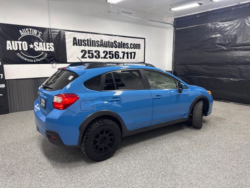 2016 Subaru Crosstrek 2.0i Premium Crossover Lower Image 3