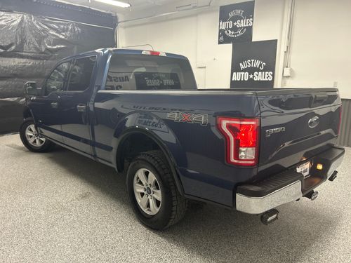 2017 Ford F-150 XLT SuperCrew Lower Image 1