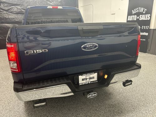 2017 Ford F-150 XLT SuperCrew Lower Image 2