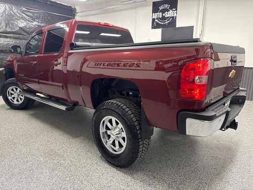 2013 Chevrolet Silverado 2500HD LTZ Crew Cab Lower Image 1