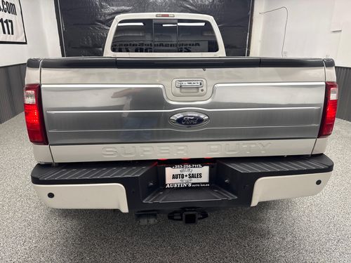 2015 Ford F-350 Super Duty Platinum Crew Cab Lower Image 2