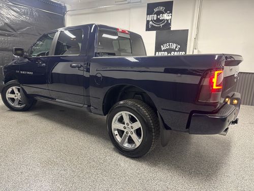 2012 Ram 1500 Sport Crew Cab Lower Image 1
