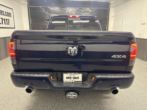 2012 Ram 1500 Sport Crew Cab Lower Image 2