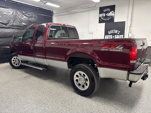 2005 Ford F-350 Super Duty Lariat SuperCab Lower Image 1