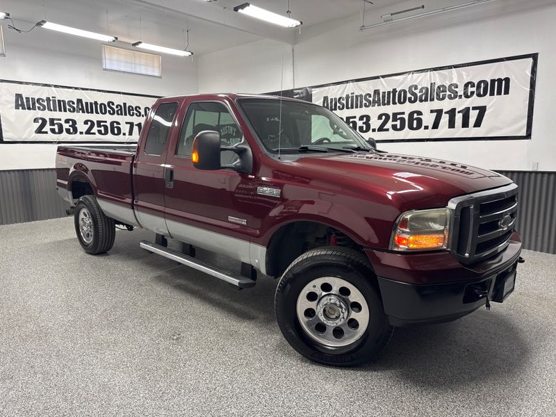 2005 Ford F-350 Super Duty Lariat SuperCab Upper Image 1