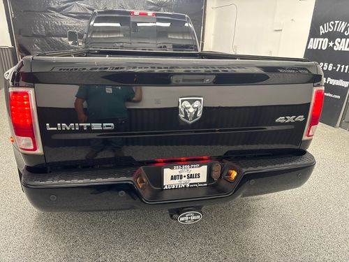 2014 Ram 3500 Laramie Limited Crew Cab Lower Image 2