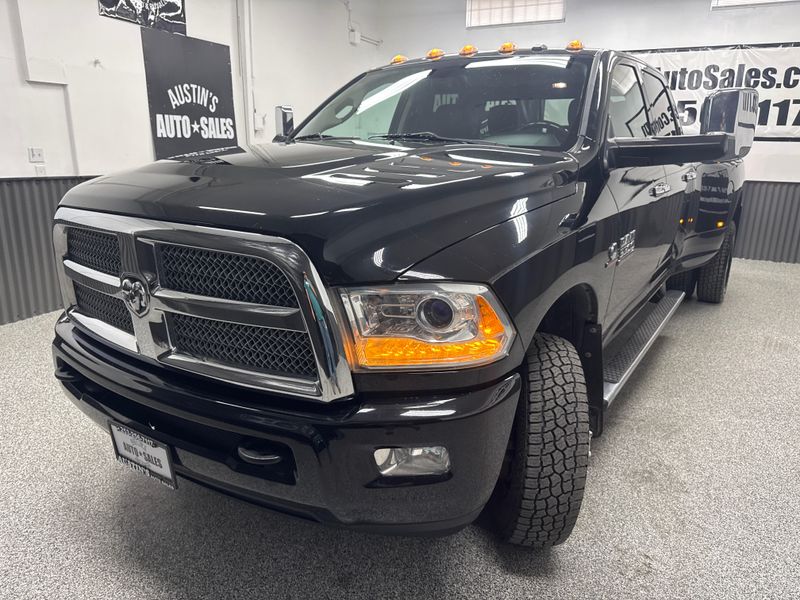 2014 Ram 3500 Laramie Limited Crew Cab Upper Image 2