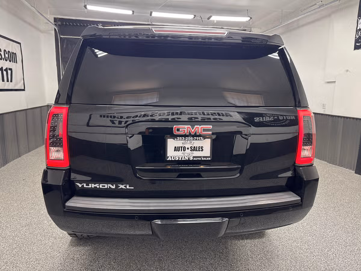 2017 GMC Yukon XL SLT Image 4