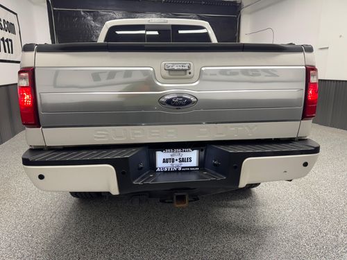 2013 Ford F-350 Super Duty Platinum Crew Cab Lower Image 2
