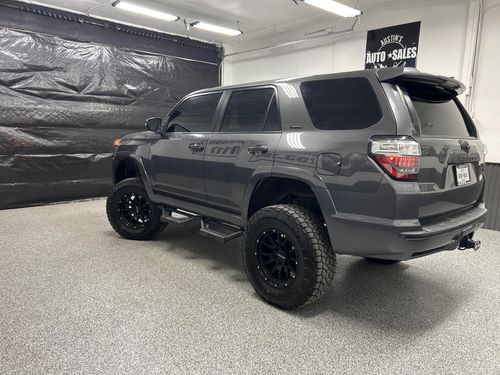 2018 Toyota 4Runner Limited Lower Image 1