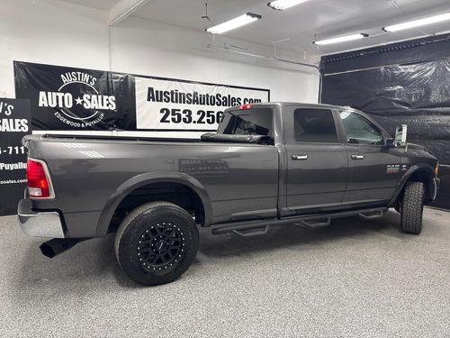 2014 Ram 3500 Laramie Crew Cab Lower Image 3