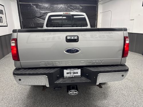 2008 Ford F-350 Super Duty Lariat Crew Cab Lower Image 2