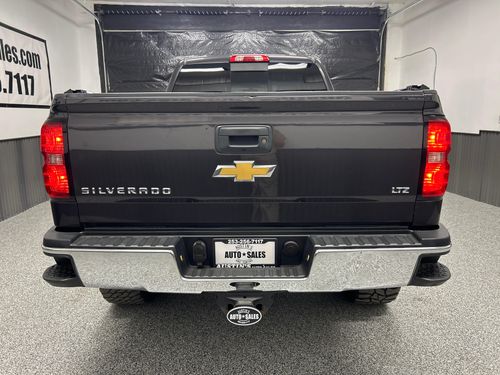 2015 Chevrolet Silverado 2500HD LTZ Crew Cab Lower Image 1