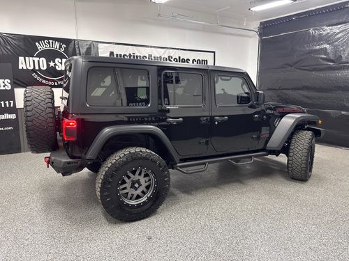 2018 Jeep Wrangler Unlimited Rubicon Lower Image 3