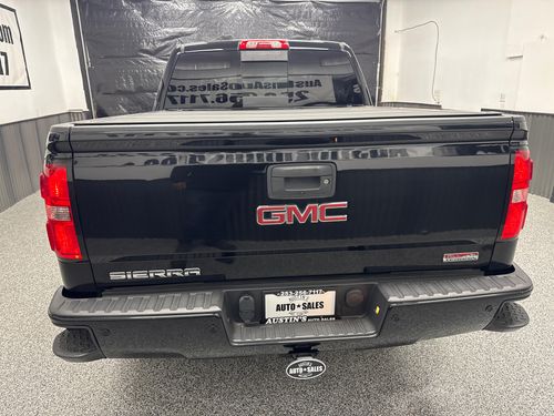 2015 GMC Sierra 1500 SLT Crew Cab Lower Image 2