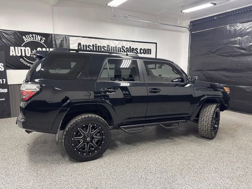 2016 Toyota 4Runner SR5 Lower Image 3