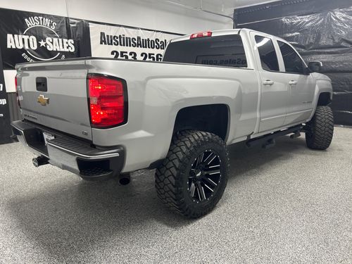 2019 Chevrolet Silverado 1500 LD LT Double Cab Lower Image 3