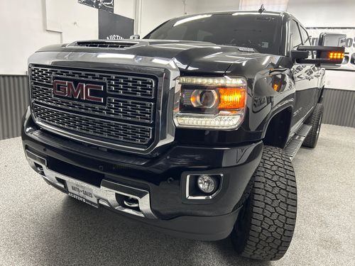 2018 GMC Sierra 3500HD Denali Crew Cab Lower Image 1