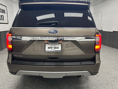 2018 Ford Expedition Limited Lower Image 2