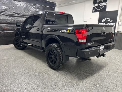 2014 Nissan Titan PRO-4X Crew Cab Lower Image 1
