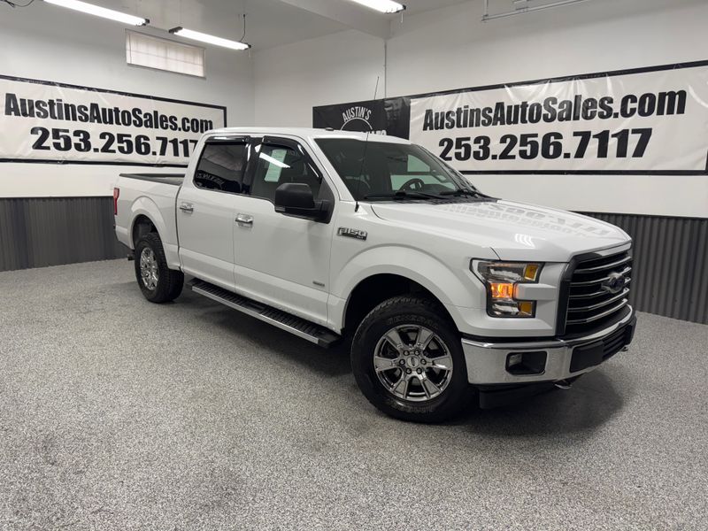 2017 Ford F-150 XLT SuperCrew Upper Image 1